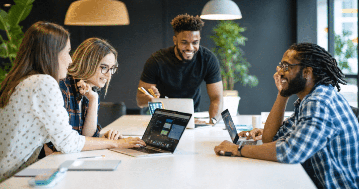 découvrez l'évolution passionnante des startups technologiques en france, explorez les tendances émergentes et les perspectives d'avenir qui façonnent cet écosystème dynamique. plongez dans les innovations et les défis auxquels les entrepreneurs font face dans un marché en constante mutation.
