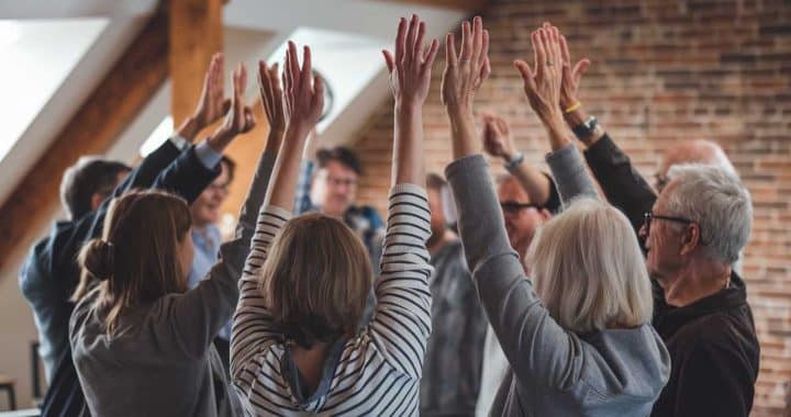 Crowdbunker : hébergement vidéo alternatif, modération et gestion du risque réputationnel