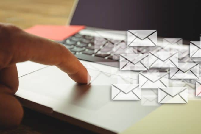 Pourquoi un fichier emails sur-mesure est essentiel &agrave; la prospection immobili&egrave;re ?