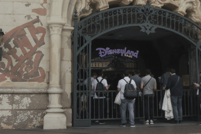 Dix ans apr&egrave;s la trag&eacute;die de la Maison hant&eacute;e, Disneyland Paris reconnu coupable d’homicide involontaire