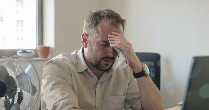 face à la canicule, il est urgent d'adapter le monde du travail dès aujourd'hui pour protéger la santé des salariés et garantir la productivité, sans attendre neuf mois.